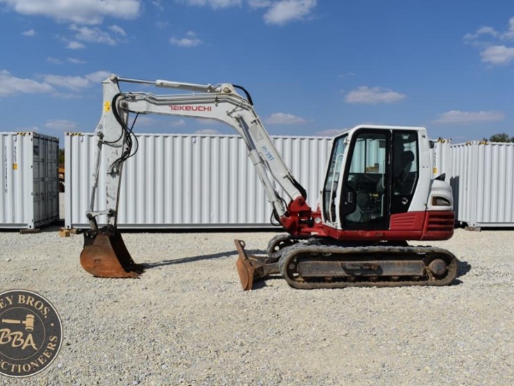 2018-takeuchi-tb290-image-3