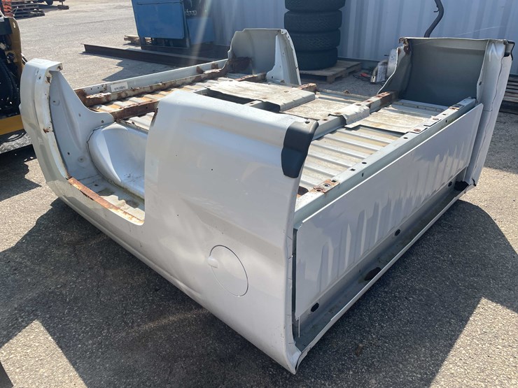 #3108-•-chevy-truck-box-(o6)-image-1