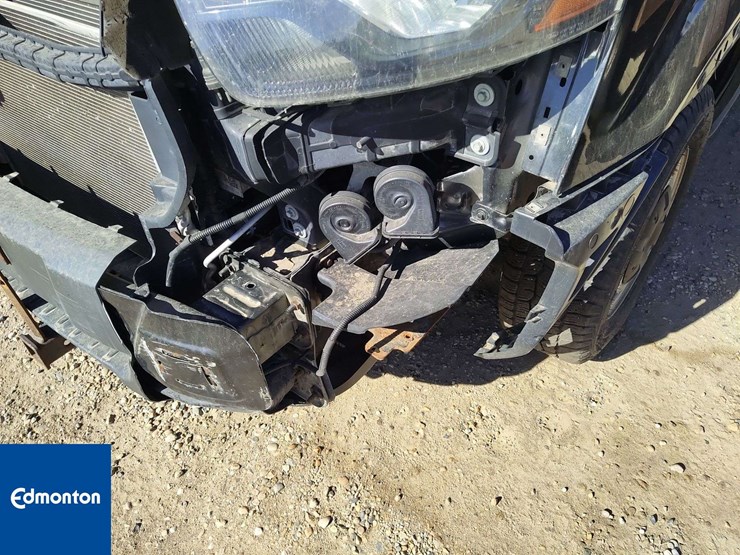2015-ford-transit-image-29
