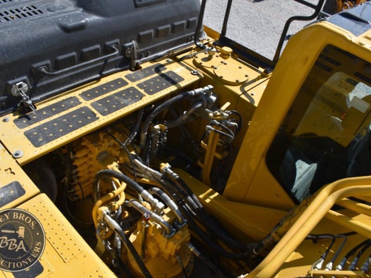 2023-komatsu-pc360-lc-11-image-26