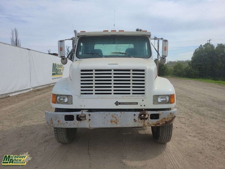 2000-international-4900-image-16