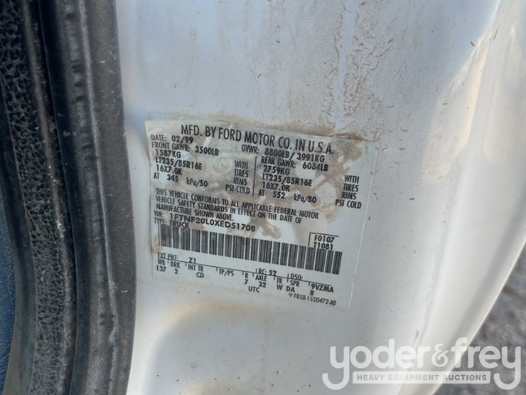 1999-ford-f250-image-35