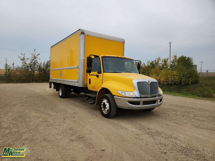 2013-international-durastar-4300-image-4