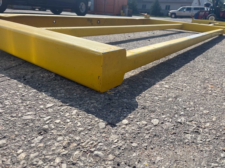 #3012-•-heavy-duty-safety-guardrail-(cont)-image-7