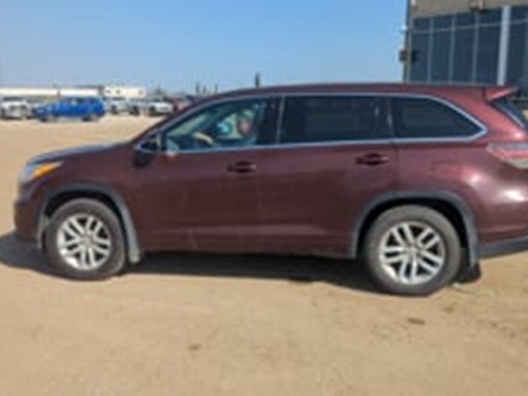 2015-toyota-highlander-image-5