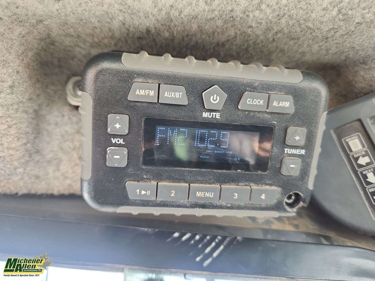 deere-331g-image-9