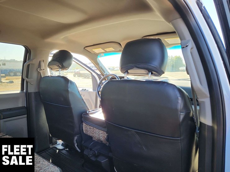 2017-ford-f150-image-38