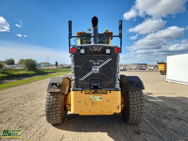 2011-volvo-g940-image-24