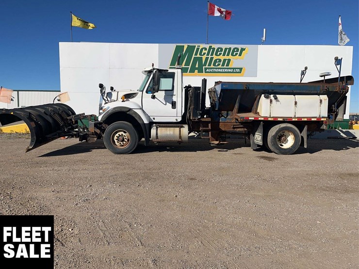 2013-international-workstar-7500-image-2