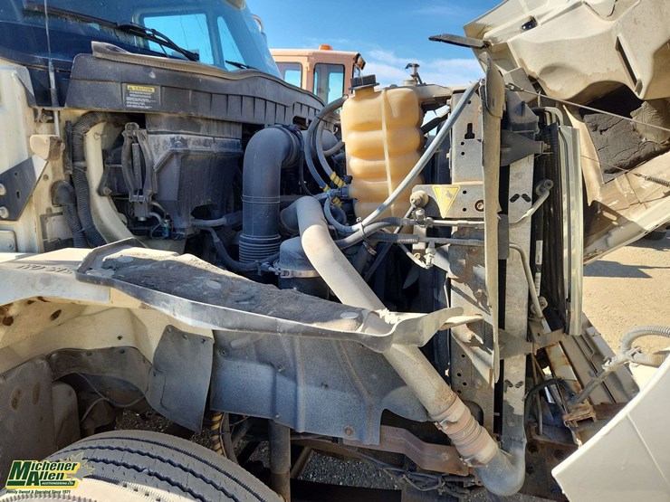 2011-international-workstar-7500-image-27