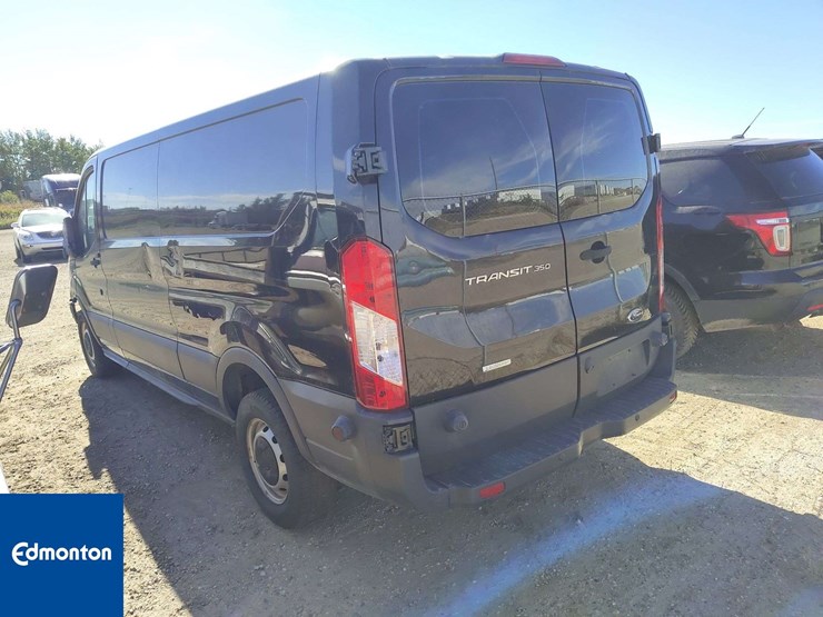 2015-ford-transit-image-3