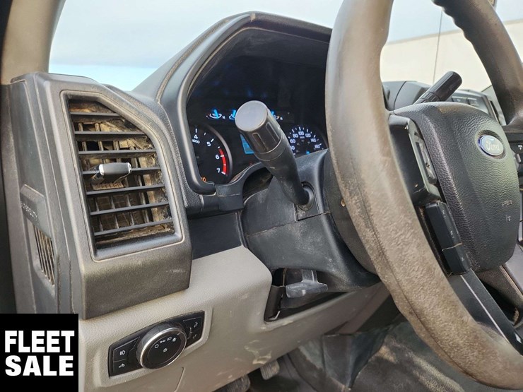 2020-ford-f350-image-13