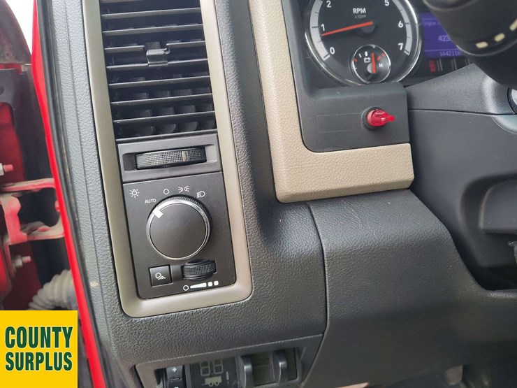 2012-ram-tradesman-image-14