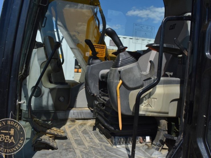 2011-caterpillar-312d-image-48