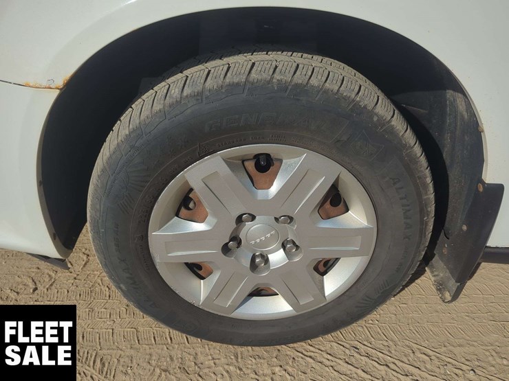 2012-dodge-grand-caravan-se-image-34