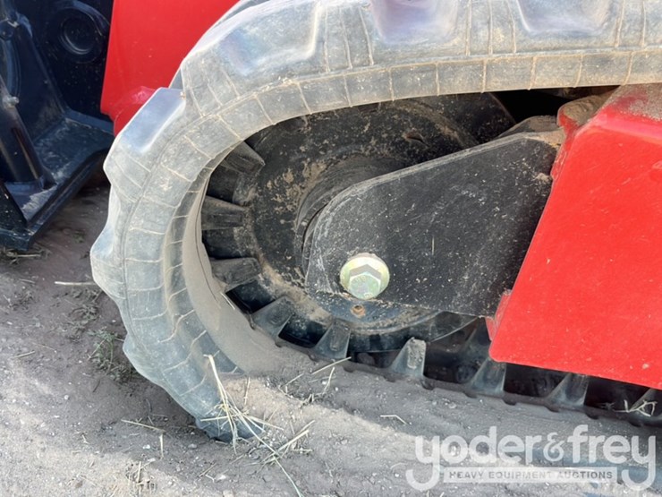 2023-manitou-1050rt-image-39