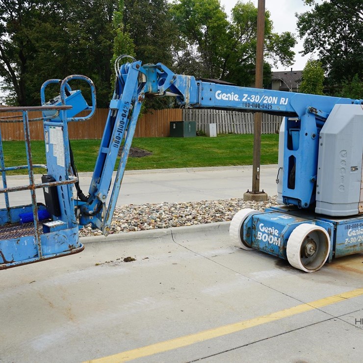 2001 GENIE Z30/20N RJ