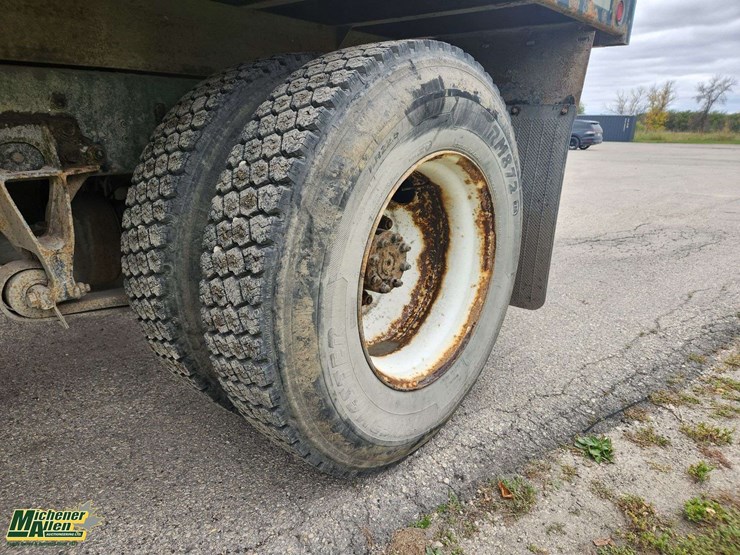 2012-international-durastar-4300-image-26