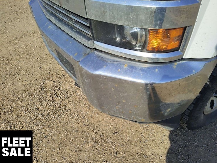 2018-chevrolet-silverado-3500hd-image-39