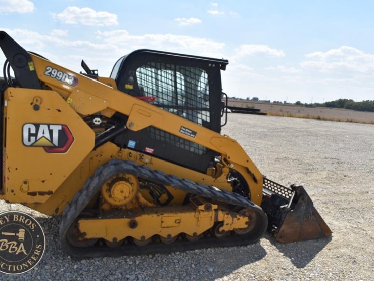 2022-caterpillar-299d3-image-7