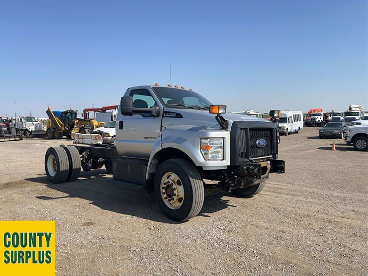2017-ford-f750-image-6