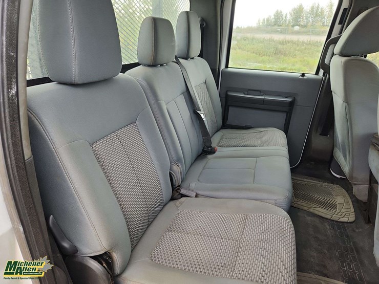 2014-ford-f550-image-22
