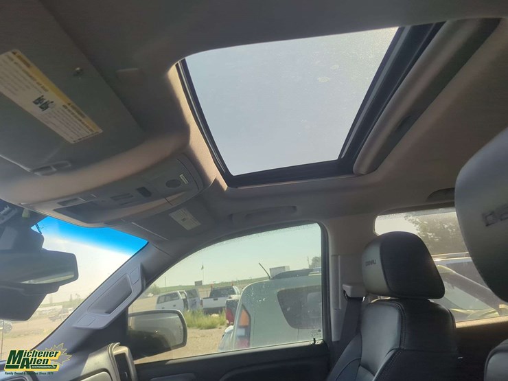 2017-gmc-sierra-1500-image-13