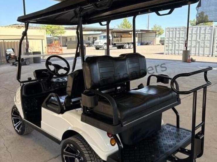 2022-hdk-golf-cart-image-5