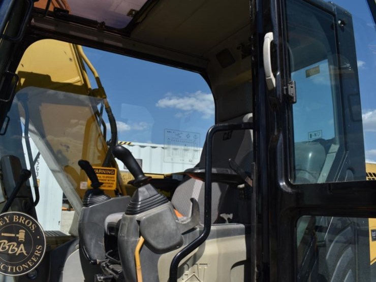 2011-caterpillar-312d-image-49