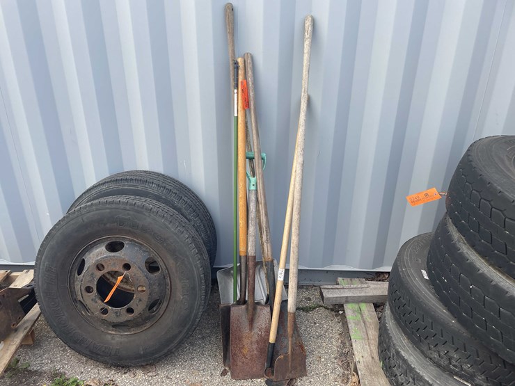 #3107-•-hand-tools-(o6)-image-2