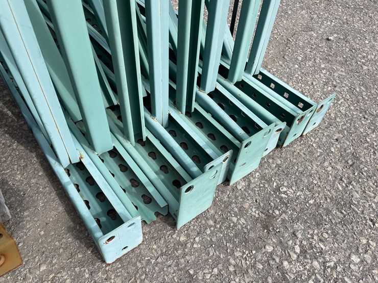 #3080-•-teardrop-pallet-racking-(o10)-image-3