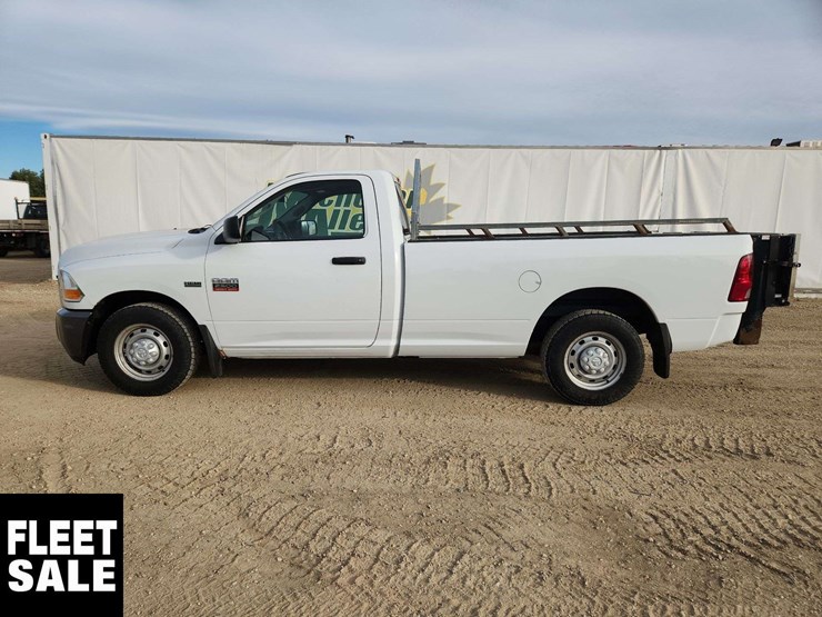2011-ram-2500-st-image-19