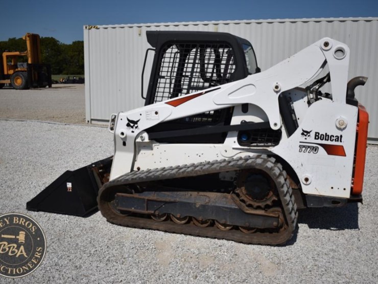 2019-bobcat-t770-image-9