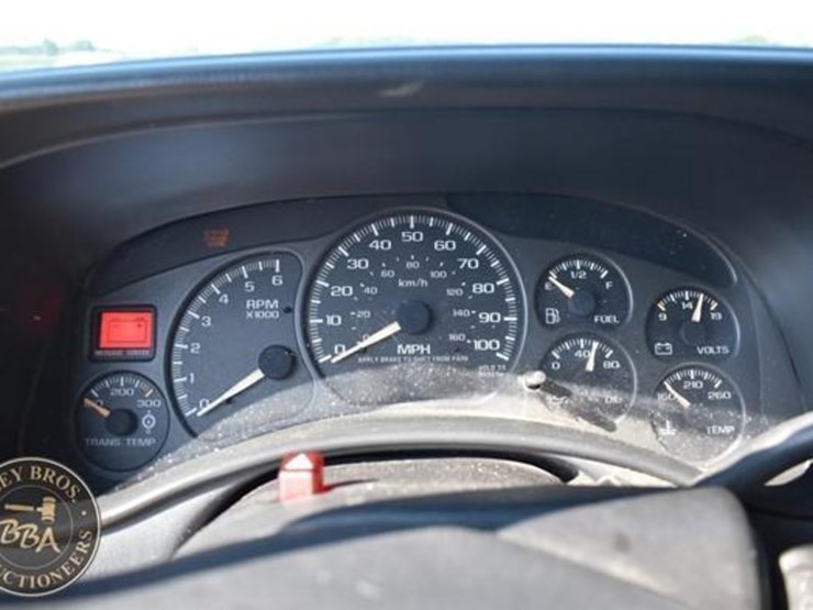 2002-gmc-sierra-2500hd-image-37