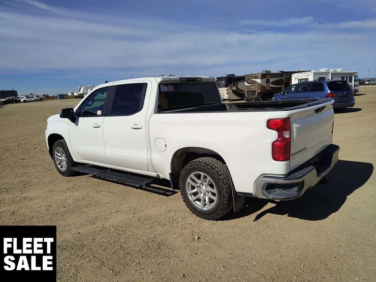 2020-chevrolet-silverado-1500-image-3