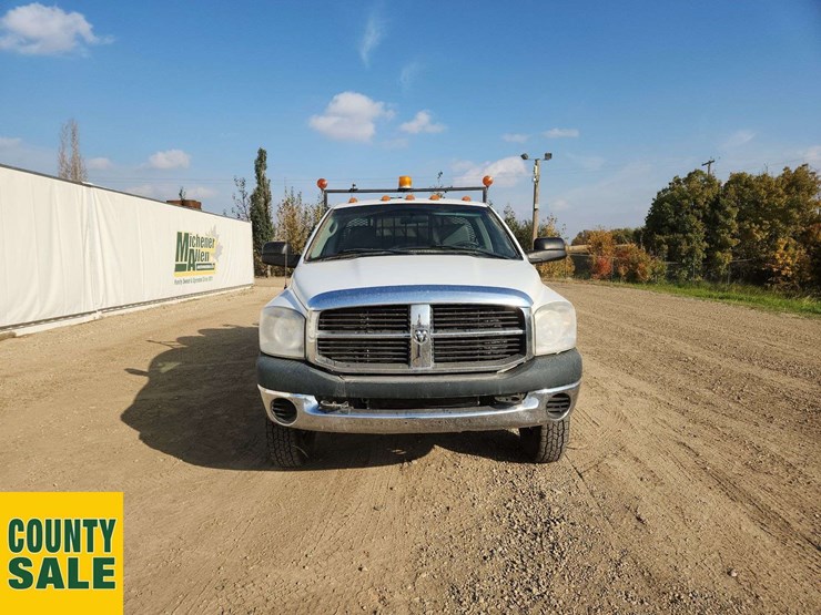 2008-dodge-ram-3500-image-5