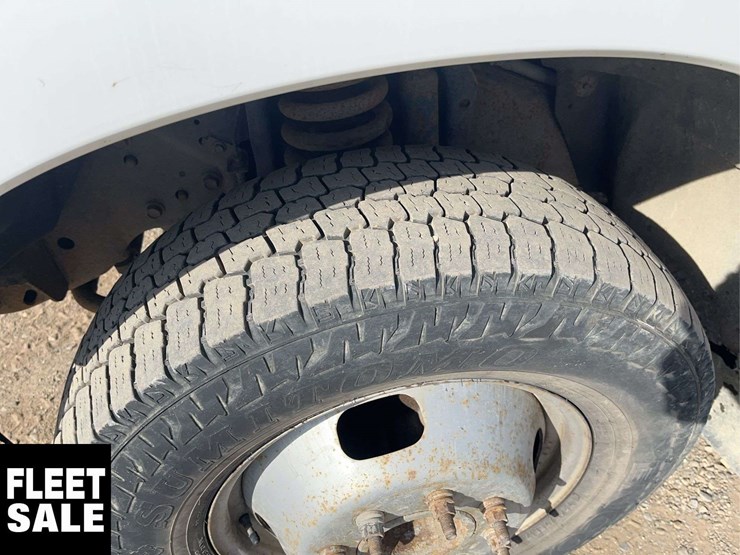 2011-ford-f350-image-7
