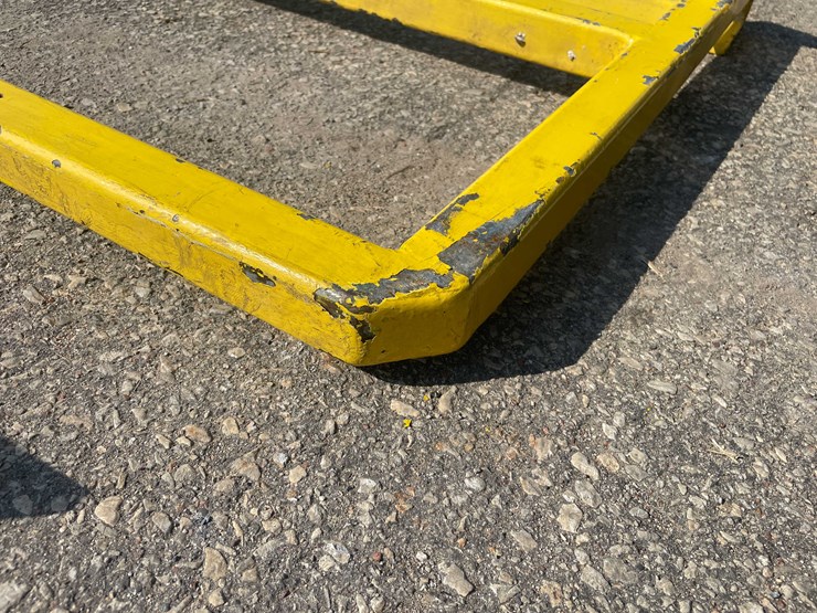 #3008-•-heavy-duty-safety-guardrail-(cont)-image-5