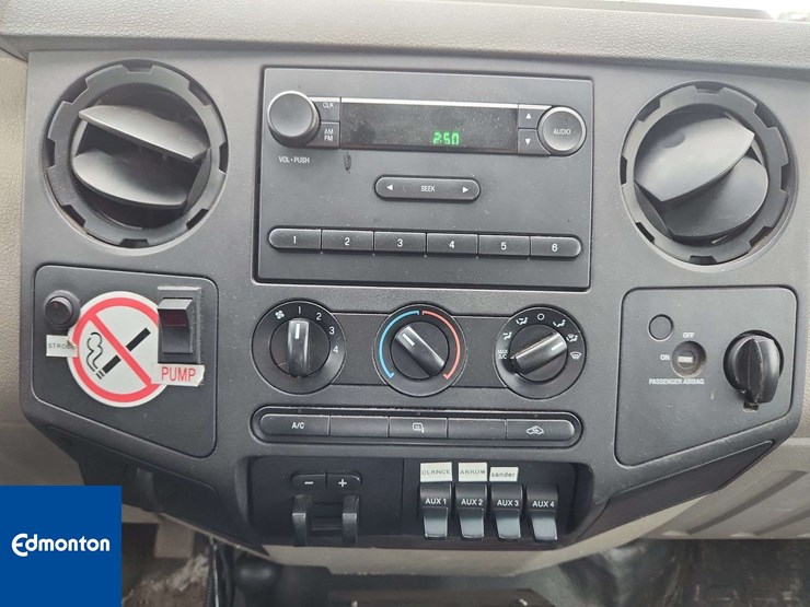 2009-ford-f350-image-12
