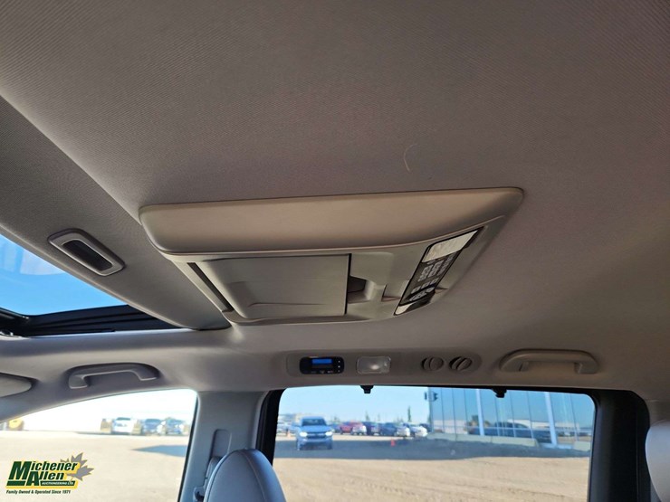 2013-honda-odyssey-image-17