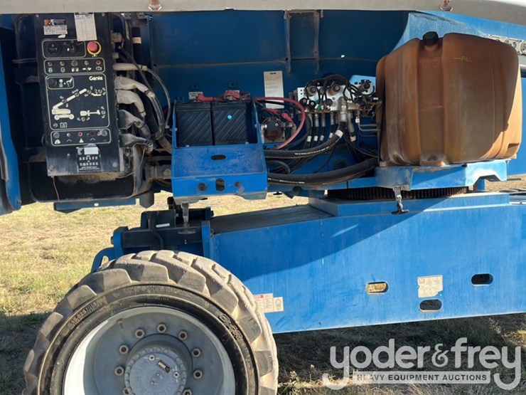 2012-genie-s85-image-23