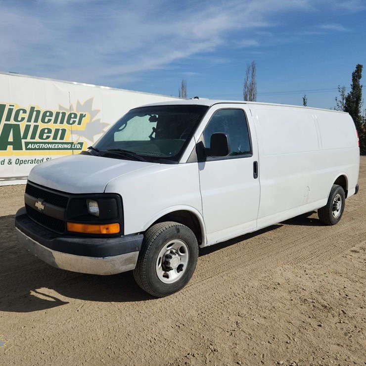 2009 CARGO EXPRESS