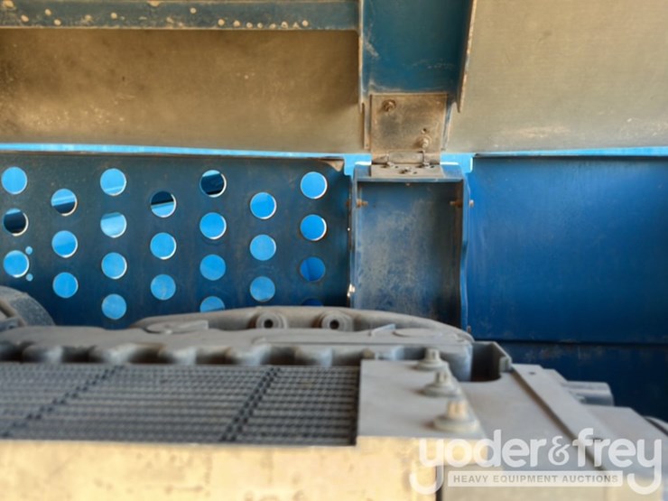 2012-genie-s85-image-22