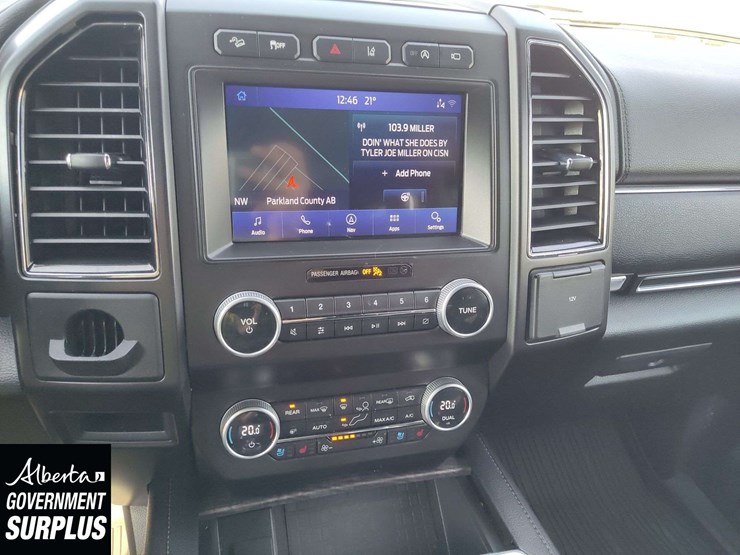 2021-ford-expedition-image-12