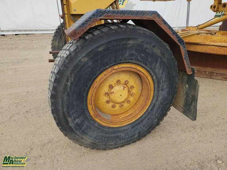 2007-caterpillar-140h-image-47