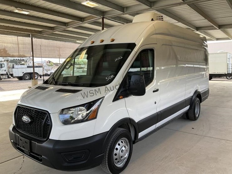 2022-ford-transit-image-4