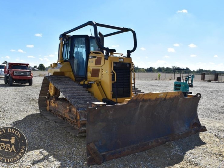 2020-caterpillar-d6n-lgp-image-32