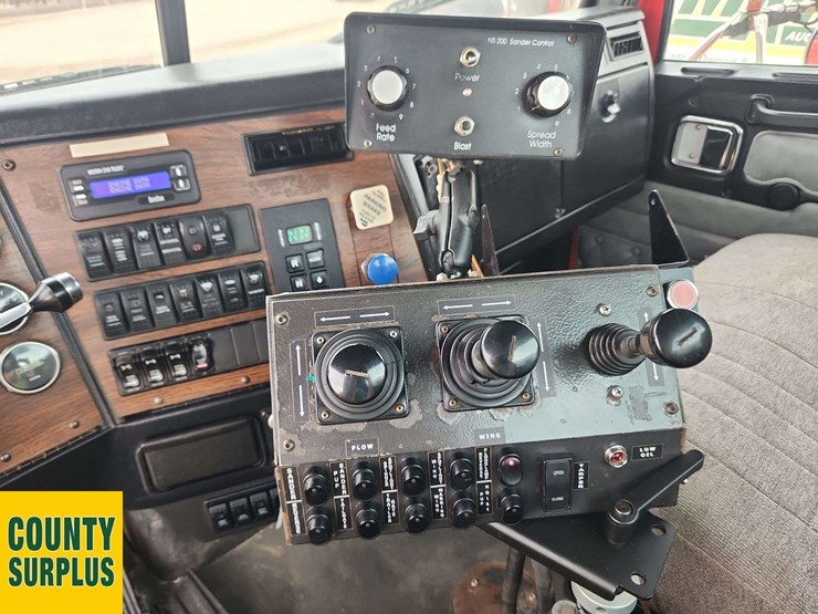 2011-western-star-4900-image-26