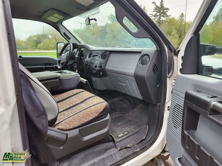 2016-ford-f350-image-21