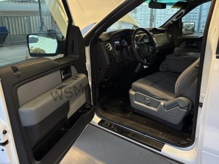 2014-ford-f150-image-25